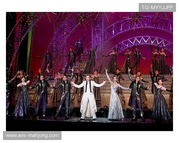 Royel Otis在LIV Golf Adelaide现场表演,为赛场夜晚增添激情旋律 Royel Otis在LIV Golf Adelaide现场表演,为赛场夜晚增添激情旋律